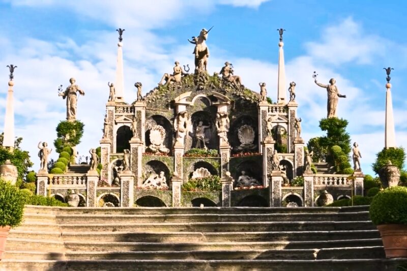 Angola monuments