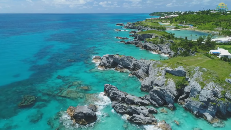 What is the current travel advisory level for Bermuda