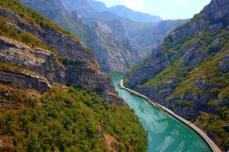 precautions for travelers to Bosnia and Herzegovina